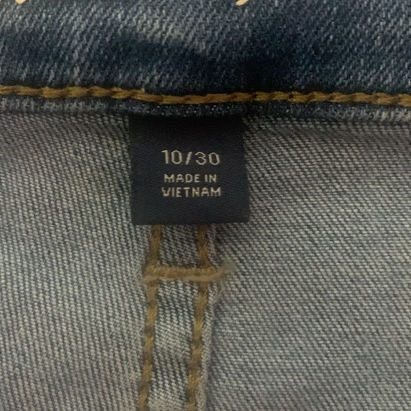 High Rise Universal Thread Ripped Jean Shorts - Picture 7 of 8